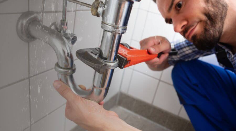 Professional same day plumber services in Ledbetter, TX